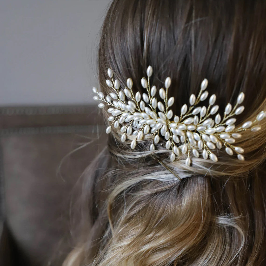 the odette pearl bridal comb